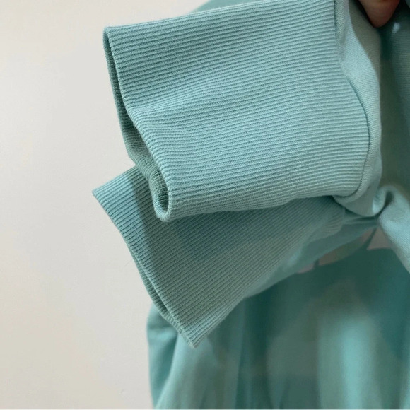 Good Vibes Psychedelic Mint Green Batwing Fleece Cropped Sweatshirt Size M - Picture 5 of 15